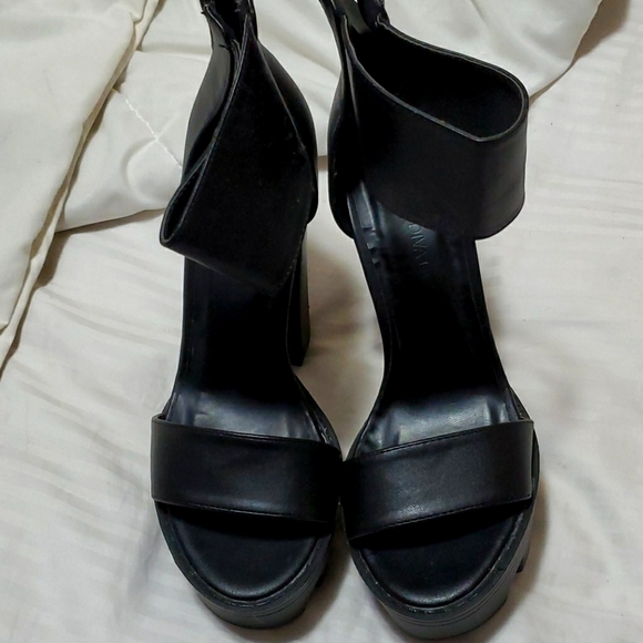 Wild Diva Shoes - Don't use